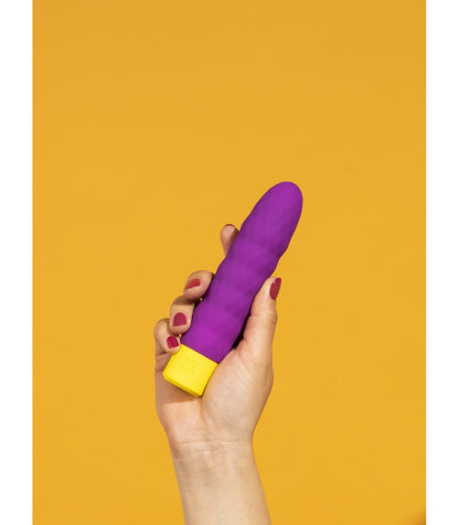 PLAY LIPSTICK